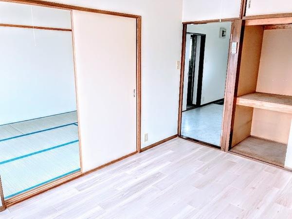 横浜市神奈川区三枚町のアパート
