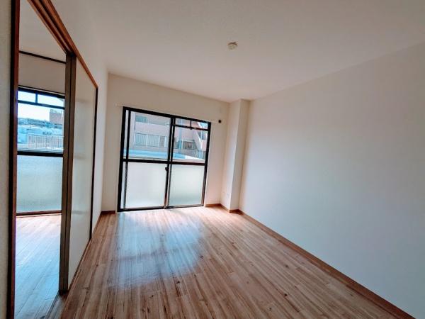 横浜市南区別所４丁目のマンション