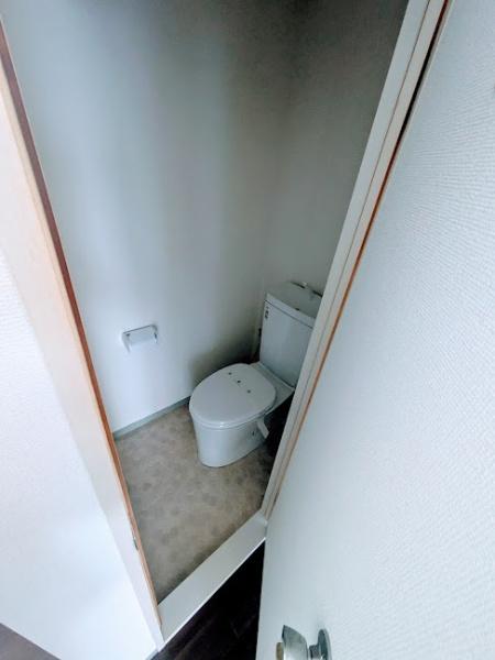 横浜市港南区芹が谷４丁目のテラスハウス