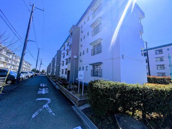 横浜市港南区芹が谷２丁目のマンション