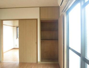 横浜市神奈川区神大寺３丁目のマンション