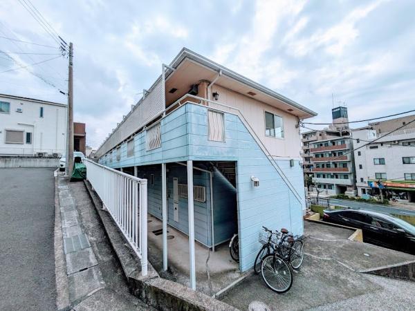 横浜市神奈川区三ツ沢中町のアパート