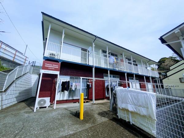横浜市神奈川区三枚町のアパート