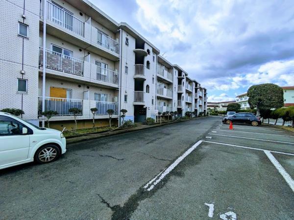 横浜市保土ケ谷区新桜ケ丘２丁目のマンション