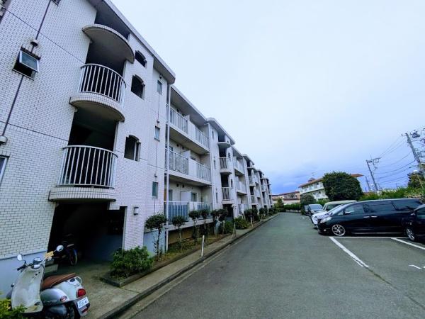 横浜市保土ケ谷区新桜ケ丘２丁目のマンション