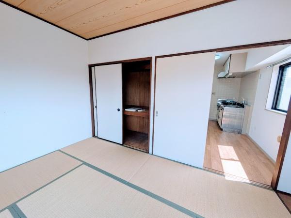 横浜市神奈川区入江２丁目のマンション