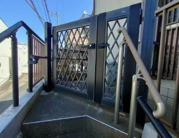 横浜市神奈川区神大寺１丁目の貸家