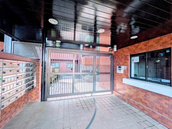 横浜市神奈川区菅田町のマンション