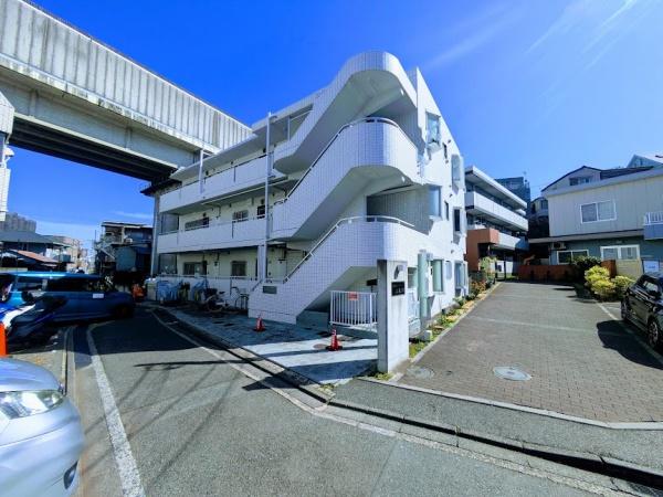 横浜市保土ケ谷区坂本町のマンション