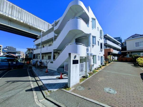 横浜市保土ケ谷区坂本町のマンション