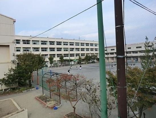 横浜市保土ケ谷区仏向町のマンション(横浜市立坂本小学校)