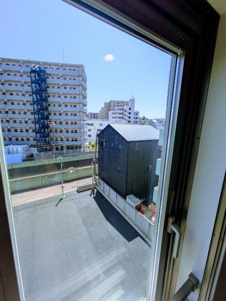 横浜市保土ケ谷区岩間町１丁目のマンション