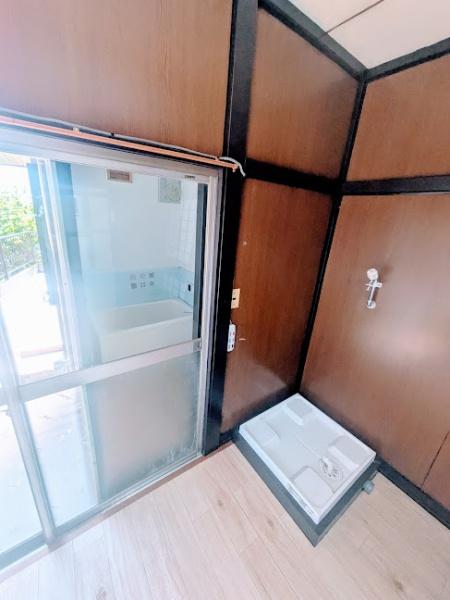 横浜市西区東久保町の貸家