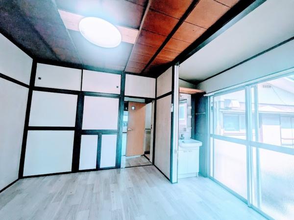 横浜市西区東久保町の貸家