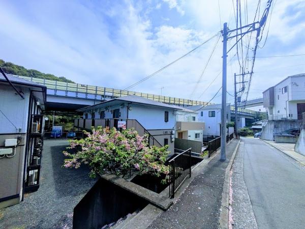 横浜市保土ケ谷区峰沢町のアパート
