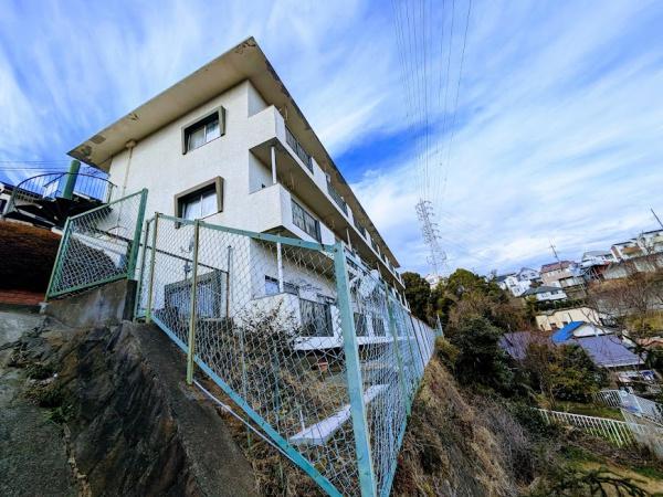 横浜市保土ケ谷区法泉１丁目のマンション