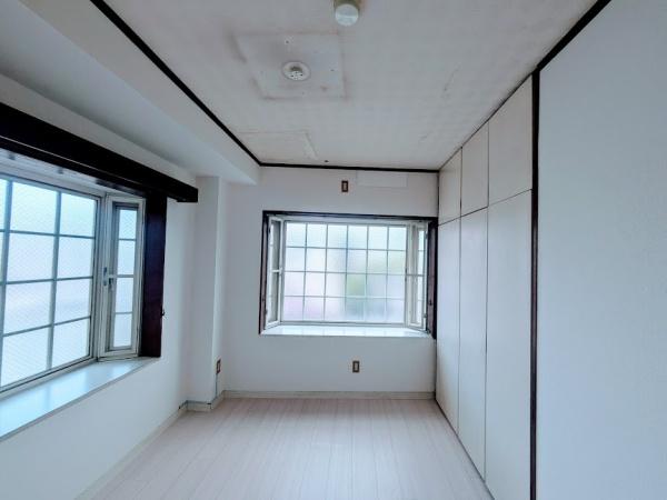 横浜市西区西戸部町２丁目のマンション