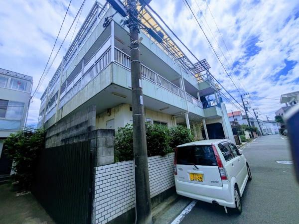 横浜市西区西戸部町２丁目のマンション