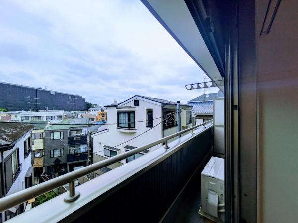 横浜市神奈川区松見町３丁目のアパート