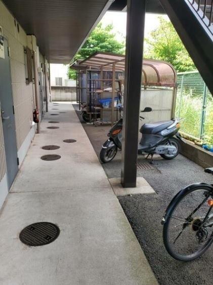横浜市神奈川区三枚町のマンション