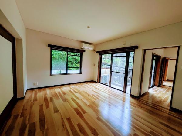 横浜市南区六ツ川１丁目のマンション