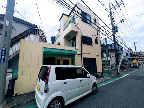 横浜市神奈川区神大寺３丁目のマンション
