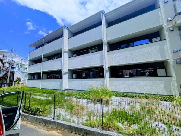横浜市南区六ツ川２丁目のアパート