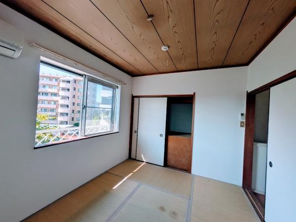 横浜市西区北軽井沢のテラスハウス