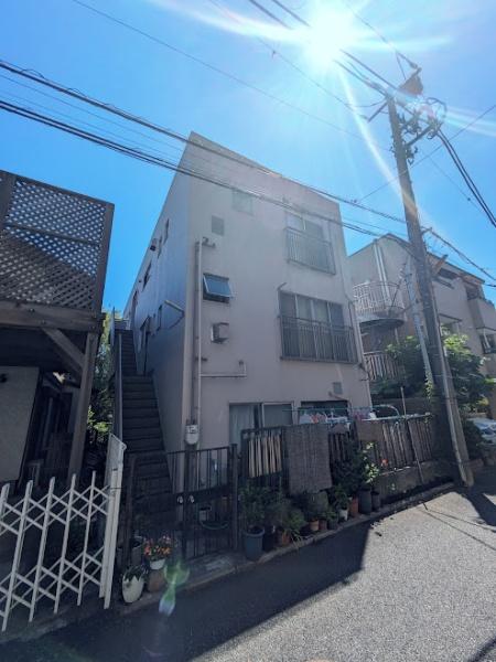 横浜市神奈川区西神奈川３丁目のマンション