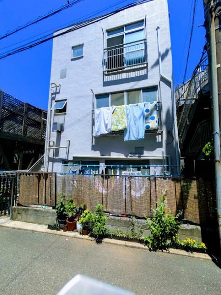 横浜市神奈川区西神奈川３丁目のマンション