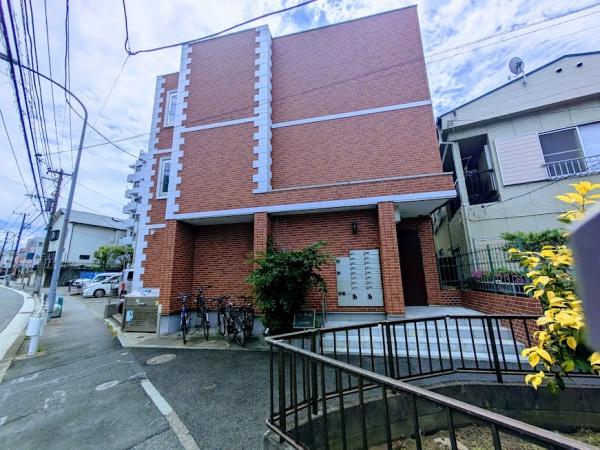 横浜市西区藤棚町２丁目のマンション