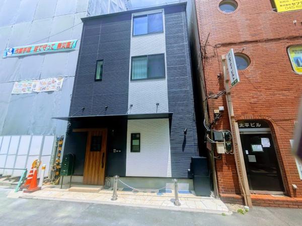 横浜市西区戸部本町のテラスハウス