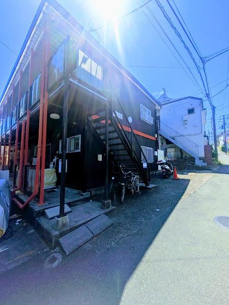 横浜市保土ケ谷区西久保町のアパート