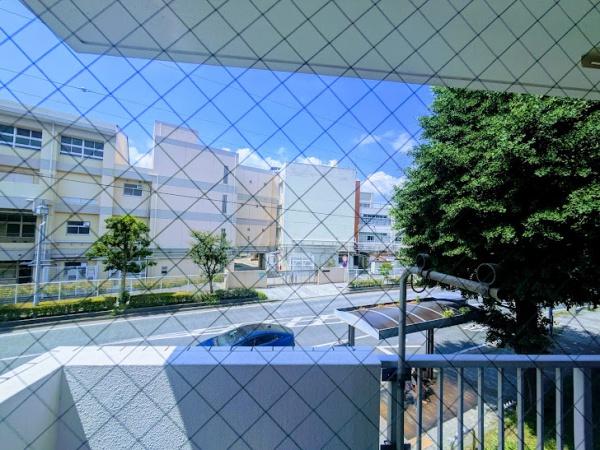 横浜市神奈川区神大寺３丁目のマンション