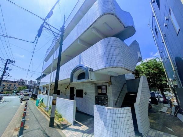 横浜市神奈川区神大寺３丁目のマンション