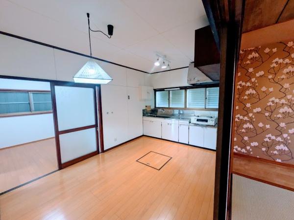 横浜市西区北軽井沢の貸家