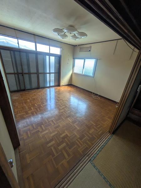 横浜市西区西戸部町１丁目の貸家