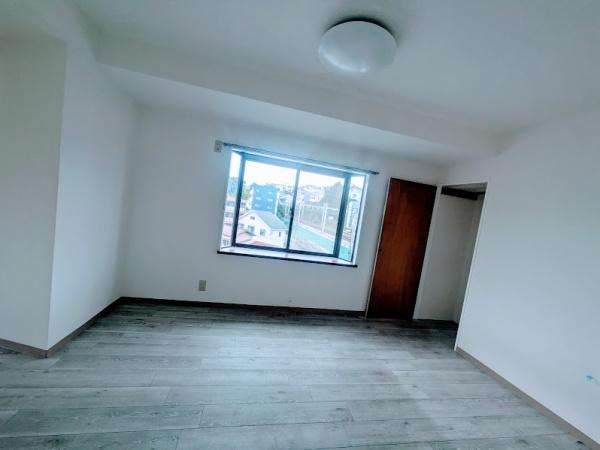 横浜市南区井土ケ谷上町のマンション