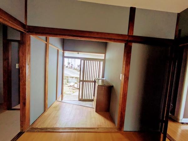 横浜市神奈川区菅田町貸家