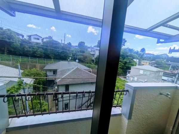横浜市保土ケ谷区瀬戸ケ谷町のテラスハウス