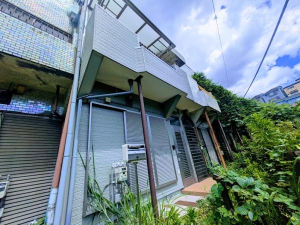 横浜市保土ケ谷区瀬戸ケ谷町のテラスハウス