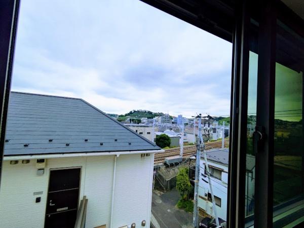 横浜市南区永田東１丁目のアパート