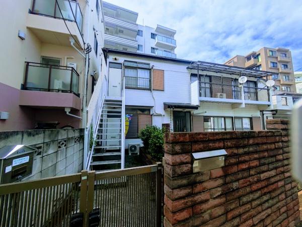 横浜市神奈川区大口通のアパート