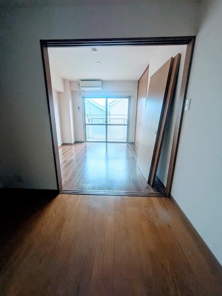 横浜市神奈川区六角橋２丁目のマンション