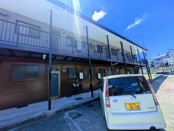 横浜市神奈川区菅田町のアパート