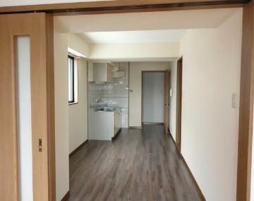 横浜市神奈川区西神奈川３丁目のマンション