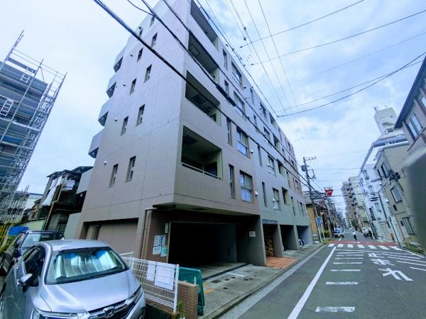 横浜市南区日枝町２丁目のマンション