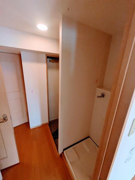 横浜市南区日枝町２丁目のマンション
