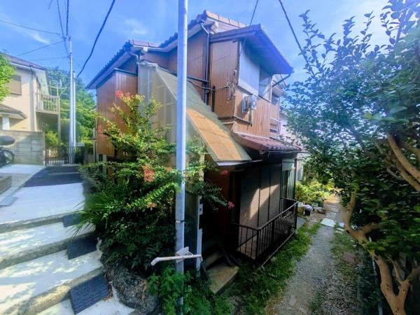 横浜市西区御所山町のアパート