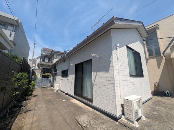 横浜市神奈川区栗田谷のテラスハウス